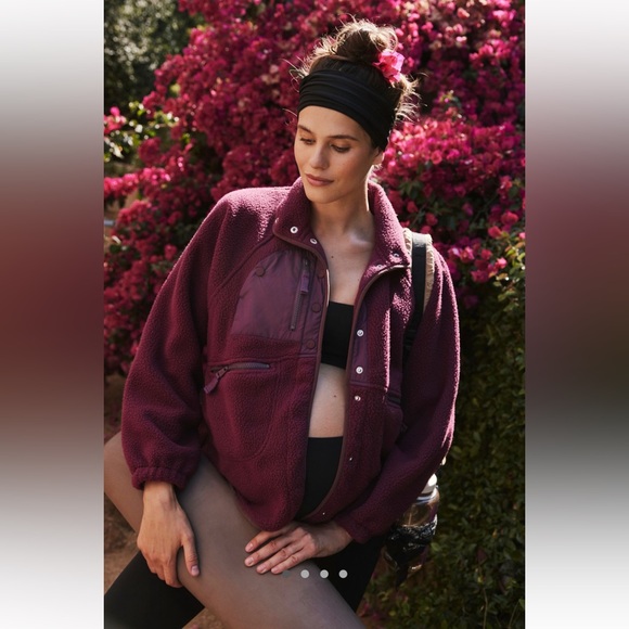 FP Movement by Free People Jackets & Blazers - Free People Hit the Slopes Fleece -Hatch collection, size XS - NWT
